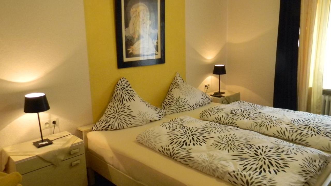Bed and Breakfast Gastehaus Am Calmont Ediger-Eller Esterno foto