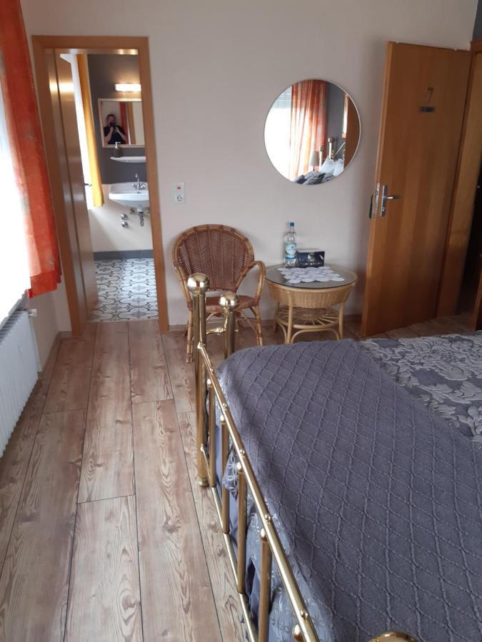 Bed and Breakfast Gastehaus Am Calmont Ediger-Eller Esterno foto