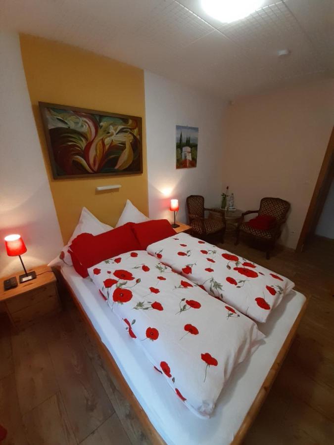 Bed and Breakfast Gastehaus Am Calmont Ediger-Eller Esterno foto