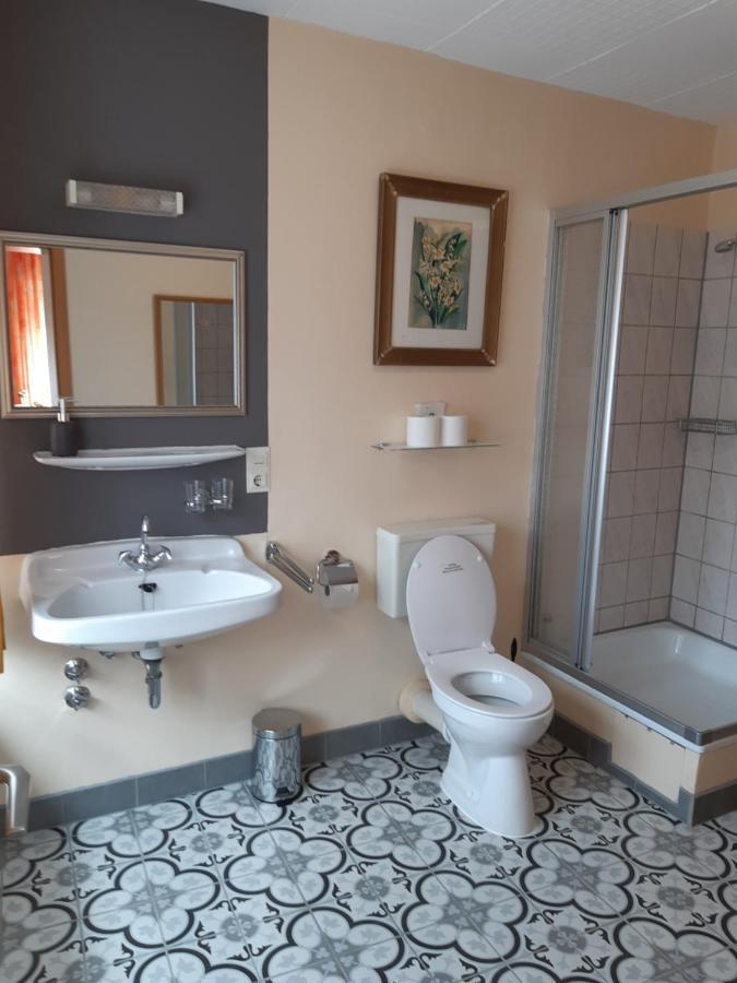 Bed and Breakfast Gastehaus Am Calmont Ediger-Eller Esterno foto